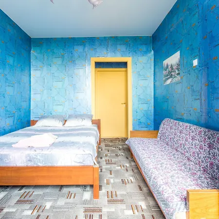 Apart Ploschad Pobedi Apartment *
